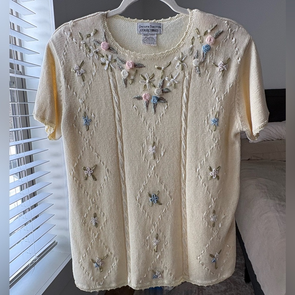 Vintage 90s Jaclyn Smith Floral Ribbon Embroidered Sweater Cottagecore Pastel S